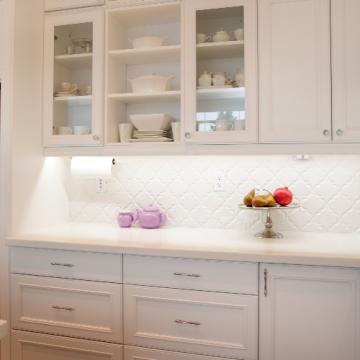 Under Cabinet Fixtures